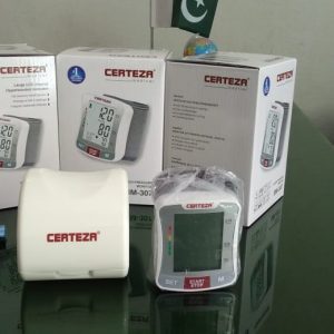 Certeza BM-307 with packaging on table